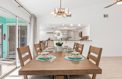Bradenton House | Paradise Getaway w/Pool, Game Room & Fire Pit!