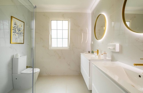 Ponta Delgada Villa | Paradise Guest House