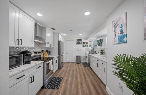 Bradenton House | Paradise Haven- Amazing 4BR Oasis With Pool