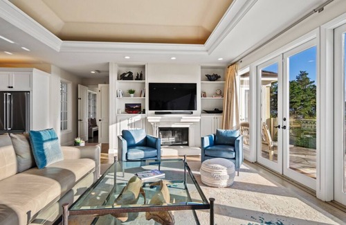 Del Monte Forest House | Paradise Hill - Pebble Beach Estate - Oceanview Luxury: A/C, Putting Green, Pool Table, Gym, Hot Tub