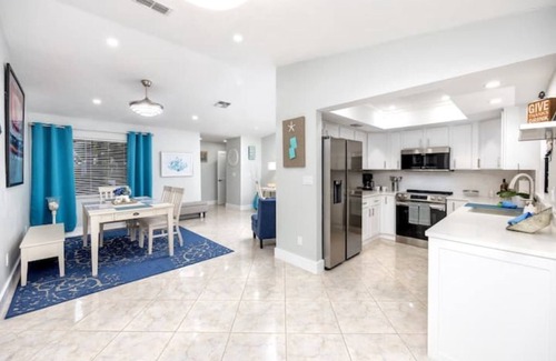 Clearwater House | Paradise in Clearwater