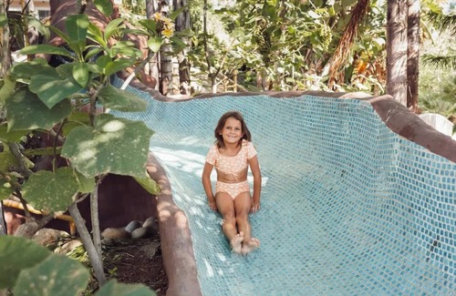 Mount Helix House | Paradise Lagoon Resort Style Pool Getaway