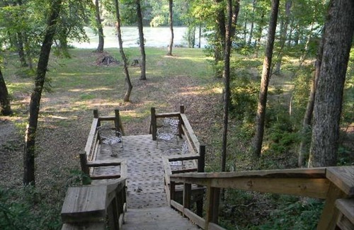 Wilburn Cabin | Paradise on the Little Red River - New. Excellent pricing & prime trout fishing!