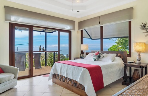 Jaco House | PARADISE PERSONIFIED