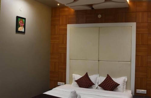 Ooty Hotel | Paradise Point