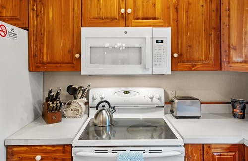 Livingston Cabin | Paradise Ranch: 2 Cabins Great for Families, Wedding Guests, Montana Adventurers