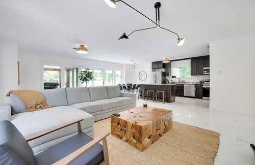 Mount Pocono House | Paradise Retreat by AvantStay | Pool, Hot Tub, & Game Room!