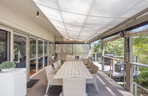 Jamieson House | Paradise Retreat Lakehouse - Jamieson - Sleeps 10