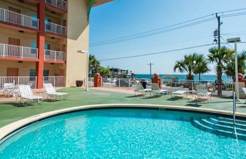 Mexico Beach Apartment | Paradise Shores #110