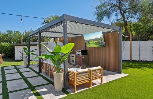 Marion Estates Villa | Paradise Valley Family Resort Heated Pool Sauna Jacuzzi Golf Playground HotTub