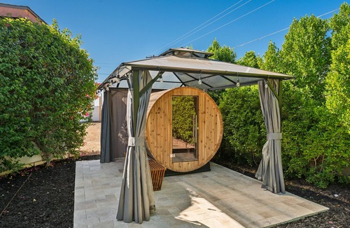 Marion Estates Villa | Paradise Valley Family Resort Heated Pool Sauna Jacuzzi Golf Playground HotTub