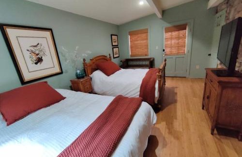 Luray House | Paradise View Cabin on Massanutten Mountain