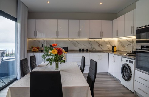 Calheta House | Paradise Views - Pereira House
