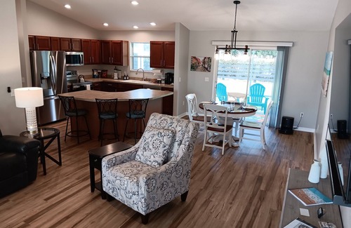 Duval House | Paradise Village home in perfect golfing and recreation center location.