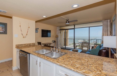 Rockport House | Paradise | Waterfront Comfort at Laguna Reef 411