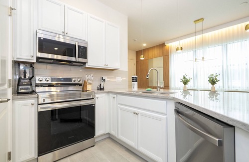 Florida Central Atlantic Coast House | Paradiso Grande 59 - Six Bedroom House, Sleeps 16