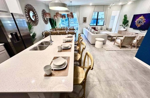 Florida Central Atlantic Coast Villa | Paradiso Grande 61 - Twelve Bedroom Villa, Sleeps 34