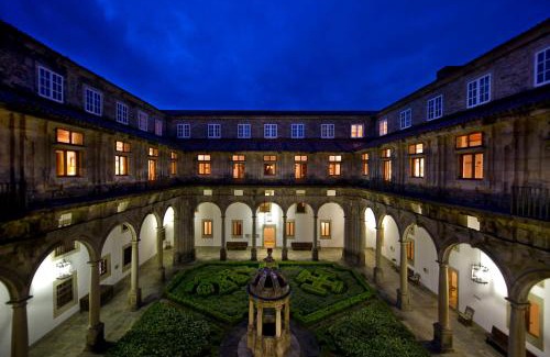 Santiago de Compostela Historic Centre Hotel | Parador de Santiago - Hostal Reis Catolicos