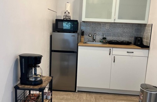 Poinsettia Heights Apartment | Paraiso en la Ciudad/cerca a la Playa/puertos Crucero/full Cocina