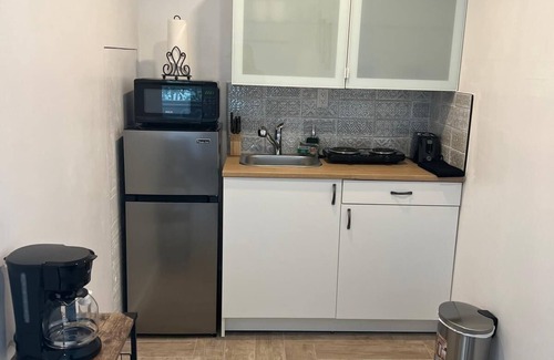 Poinsettia Heights Apartment | Paraiso en la Ciudad/cerca a la Playa/puertos Crucero/full Cocina