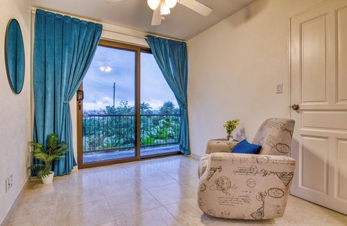 Tronadora Apartment | Paraiso Guest Suite, Mesmerizing Views, King Bed!