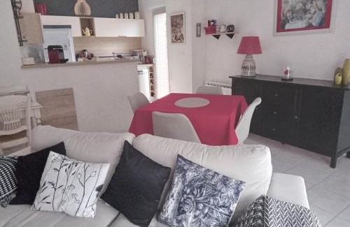 Saint-Agathon Apartment | parc de la dérobée