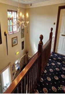 Bridgend House | Parc Lodge Guesthouse
