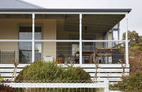 Hepburn Cottage | Parc vue cottage ,charming cottage near Daylesford