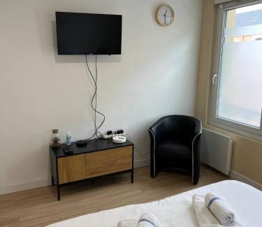 Saint-Charles du Port Apartment | Parfait F1, Entrée du Havre #4