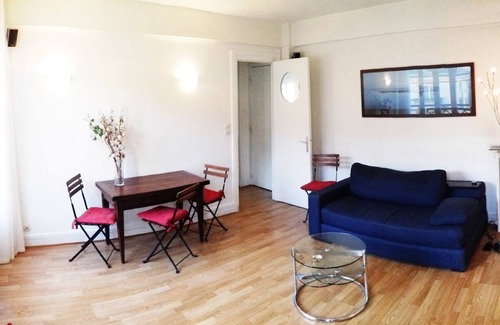 17th Arrondissement Apartment | PARIS 17 VERY WELL PLACE Porte Maillot 450 m Palais des Congrès