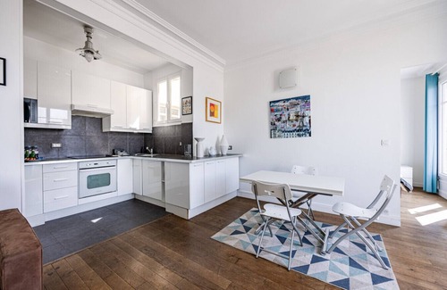 Faubourg-du-Roule Apartment | Paris 8ème - Champs Elysées - Balcony - 1 bedroom