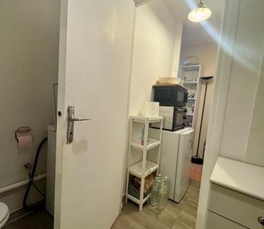 Hopital Saint-Louis Apartment | Paris center cosy 2pax private flat