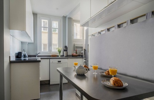 Passy Apartment | Paris Center Trocadéro Residence