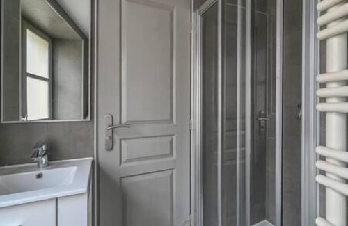 Gaillon Apartment | Paris, Opéra 4.So parisian Apartment