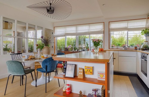 Pere Lachaise Apartment | Paris Rooftop Prestige residence