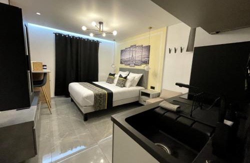 Le Parc Saint-Maur Apartment | Parisian Apartment - Paris 10 min - RER A - 3P