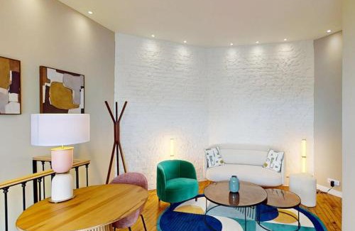 Val-de-Grace Apartment | Parisian Apartment in the Latin Quarter's heart