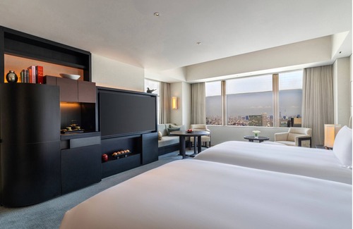 Nishi-Shinjuku Hotel | Park Hyatt Tokyo