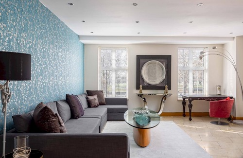City of Westminster Apartment | Park lane 4-bedrooms spacious Mayfair family house