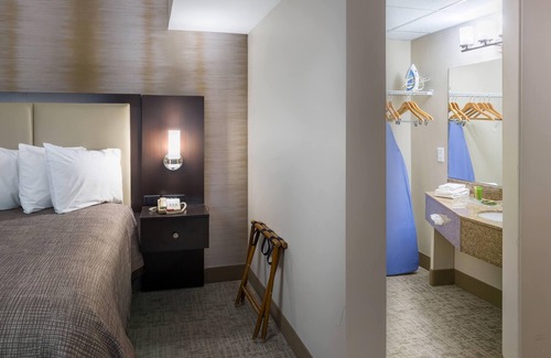 Traverse City Hotel | Park Place Hotel
