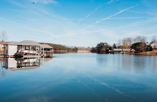 North Shore House | Park Place on Smith Mountain Lake