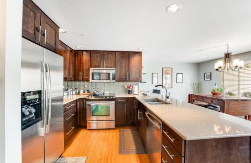 Chelan Apartment | Park Pointe Markias Hideaway D102