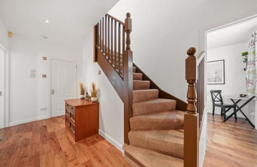 North Acton House | Park Royal Hububb Stay