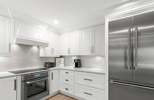 Park Shore House | Park Shore Beach House