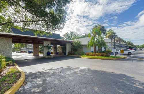 Park Shore House | Park Shore Resort - 2nd Floor - Bldg H