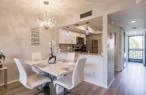 Park Shore Apartment | Park Shore Resort- BLDG I #351*Remodeled*