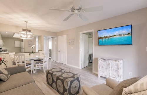 Park Shore Apartment | Park Shore Resort Charming 1st Floor-BLDG A #102