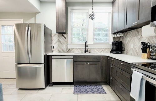 Winston - Salem House | Park View Point - 2 Bed/1.5 Bath Centrally Located