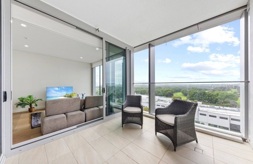 Zetland Apartment | Park-View Serenity: 2BR Waterloo Retreat with Modern Flair
