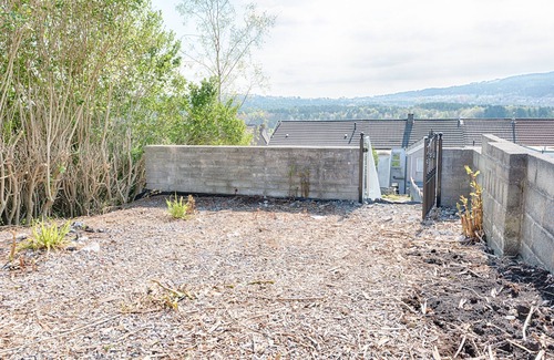 Landore House | Parking Private, Garden, Walk to Swansea Stadium